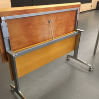 Table de conférence modulaire pliable en acier moderne, réglable en hauteur, avec roulettes, pour la formation, les réunions, les écoles, les hôpitaux, les bureaux