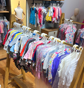 Set di <span class=keywords><strong>abbigliamento</strong></span> per bambini alla moda tuta di cotone set di chiusura con bottoni t-shirt e tute per <span class=keywords><strong>abbigliamento</strong></span> <span class=keywords><strong>estivo</strong></span> per bambini - Product Image 6