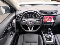 Подержанный Nissan X-Trail 2023 Classic Edition 2.0L 2WD с интеллектуальным подключением, комплектация Premium, 5 дверей, 5 мест, внедорожник, белый с черным