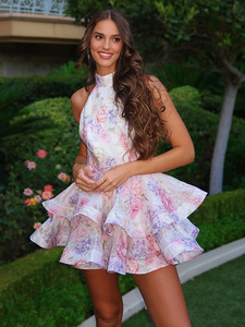 King Mcgreen Star Robe de gâteau à épaules dénudées et à col licou à imprimé floral frais et doux de style français - Product Image 4