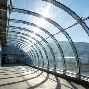 <span class=keywords><strong>Ventanas</strong></span> de Vidrio Curvo Vertical Soldadas sin Juntas <span class=keywords><strong>para</strong></span> Balcón Exterior, Doble Acristalamiento Templado, Pantalla de Exhibición, Diseño Solar Moderno - Product Image 1