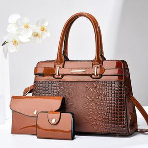 Wholesale Fashion Patent PU Leather Alligator Pattern Luxury <b>Bags</b> Women Handbags Shoulder Ladies Hand <b>Bags</b> - Product Image 4