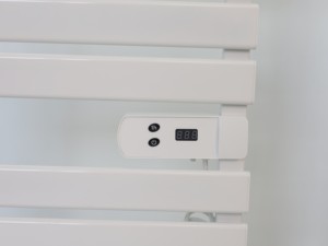 Calentador de Toallas Eléctrico Metálico de 500W con Ahorro de Energía y Toallero Calefactado de Pared - Product Image 5