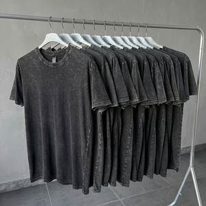 เสื้อยืดเปล่าเนื้อหนัก 100% ผ้าฝ้าย พิมพ์โลโก้ได้ตามสั่ง ผู้ชาย สไตล์วินเทจ ล้างสีแบบแอซิด ทรงโอเวอร์ไซส์ สตรีทแวร์ ดีไซน์ทำเก่า รุ่น TKAN963 - Product Image 2