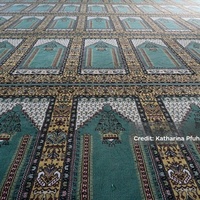 Tapis de prière enroulable Bocai OEM Factory, luxueux, vert, en velours royal gaufré, épais, doux, fabriqué à la machine, en nylon, lavable, pour mosquée
