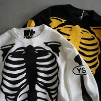 Camiseta de manga larga para hombre, estilo Y2K, alternativa oscura, streetwear, tejido gofrado, corte regular, con estampado gráfico de esqueleto gótico, venta al por mayor