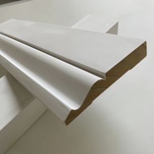 Plinthe décorative intérieure de style nouveau, disponible en plusieurs tailles, en plastique blanc apprêté - Product Image 3