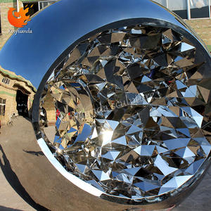 Sculpture de miroir circulaire abstraite en métal, grande taille, en acier inoxydable, pour extérieur, sur mesure - Product Image 4