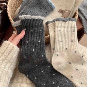 Calzini in Lana Termici Premium con Logo Personalizzato, Super Morbidi con Motivo a Pois e Bordo Arricciato, Calzini Invernali Caldi in Lana Lavorata a Maglia - Product Image 1