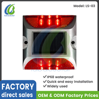 Marqueur routier solaire prêt à être expédié LS-03 en aluminium, étanche IP68, capacité de charge de 20 tonnes, marqueur routier LED