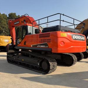 รถขุดตีนตะขาบ Doosan DX360 มือสองขนาดใหญ่ 36 ตัน ราคาถูก ปั๊มไฮดรอลิก MOOG จากเกาหลี รุ่นปี 2024 มอเตอร์สภาพดีเยี่ยม - Product Image 1