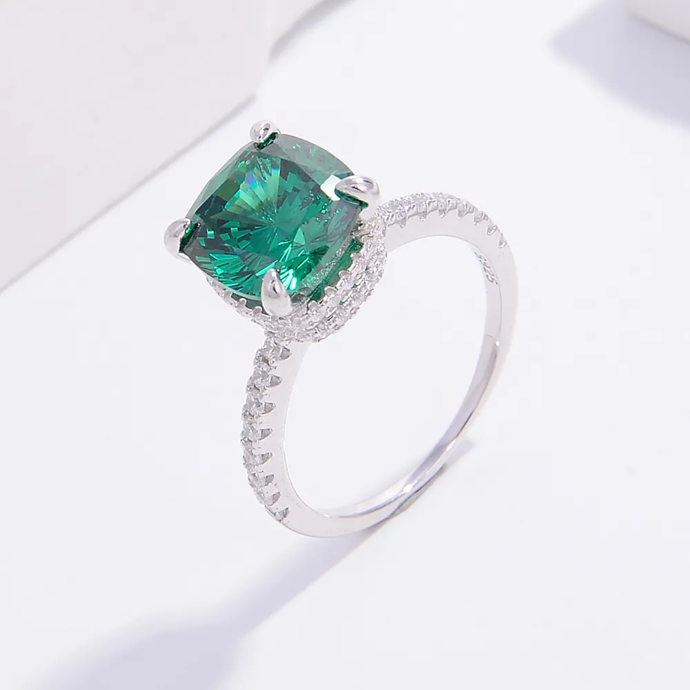 2023 Classic Ice Sculpture 8A High Carbon Diamond Square Green Main Stone 925 Sterling Silver Zircon Lady Holiday Party Ring