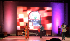 Cnhopestar Mur vidéo couleur 3m X <span class=keywords><strong>2m</strong></span> Écran LED extérieur 5m X 3m Écran LED de location 6ft X 8ft 3840hz - Product Image 3