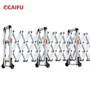 Barriera di Isolamento in Lega di Alluminio Personalizzabile, Recinzione Retrattile per Traffico all'Ingrosso per Strade e Metropolitane - Product Image 1