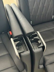 Kit Sedili Auto di Lusso Personalizzati per Toyota Hiace, Sedute <span class=keywords><strong>VIP</strong></span> da Fabbrica Cinese - Product Image 5