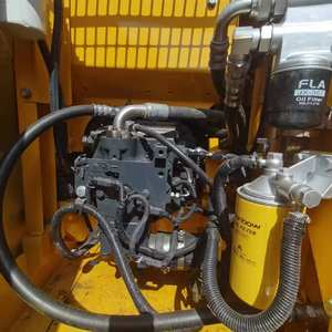 Excavadora pequeña Komatsu PC130-7 con motor eficiente, excavadora pequeña en oferta. - Product Image 6