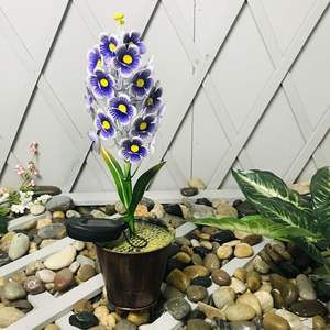 Guirnalda de Luces LED Solares, Impermeables, con Diseño Floral Violeta en Hierro Forjado, para Jardines, Patios y Uso en Exteriores - Product Image 3