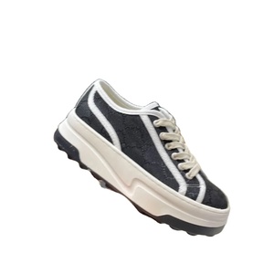 Chaussures de Skateboard Designer 2026 pour Hommes – Luxe, Respirantes, Décontractées, Rehaussantes, Tige en EVA, Doublure en Cuir de Vachette, Originales - Product Image 1