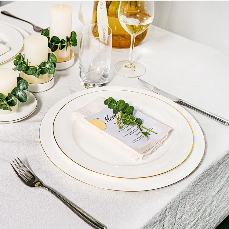 Ensemble de vaisselle PITO HoReCa Gold rim assiettes plates en porcelaine nordique en céramique blanche pour restaurant de mariage