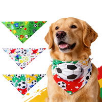 Bandana pour chien à imprimé football, foulard triangulaire pour animaux de compagnie sur le thème du sport, accessoires pour animaux de compagnie, bandanas pour chiens et chats