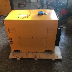 Generador Diésel de Buena Calidad a Precio Directo de Fábrica, 10 kVA, 10000 Vatios, Trifásico, 50/60 Hz, <span class=keywords><strong>Alternador</strong></span> <span class=keywords><strong>Autoexcitado</strong></span> 186FA, Silencioso - Product Image 5