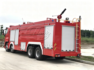 Camión de Bomberos de Grado Industrial de 18 cbm, Chasis Isuzu GIGA, Sistema de Espuma A/B, Vehículo Contraincendios de 18000 L, Fabricante - Product Image 3