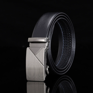 Best-seller Ceintures d'affaires de haute qualité pour hommes avec boucle automatique réglable en cuir PU noir pleine fleur - Product Image 1