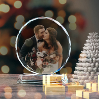 Cadeaux souvenirs d'invités en cristal K9 Sublimation coeur de cristal vierge personnalisé gravé au Laser cadre Photo 3d crystal Tro