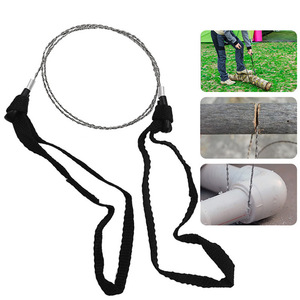 Scie à ruban portative en acier inoxydable, conception compacte pour une utilisation en extérieur, poignée en sangle noire - Product Image 5