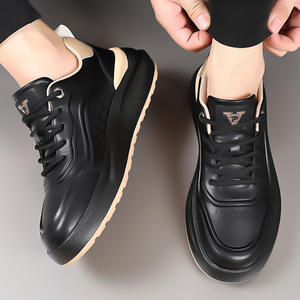 Novedad de Primavera para Hombre - Zapatos Deportivos Versátiles para Adolescentes - Zapatillas Blancas de Cuero Impermeables y Antideslizantes - Product Image 3
