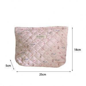Sac de rangement portable en polyester grande capacité avec fermeture éclair pour produits de soin, maquillage et articles de toilette - Product Image 2