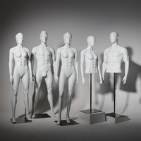 Mannequin athlétique féminin grandeur nature, pose debout avec les bras tombants, en fibre de verre avec base en métal/verre, M002-Jade-5