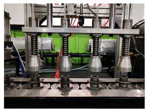 เครื่องขึ้นรูปขวดพลาสติก PET แบบอัตโนมัติเต็มรูปแบบ 4 ช่อง รุ่น LT-F4-4000 ควบคุมด้วย PLC ผลิตขวดได้สูงสุด 2 ลิตร <span class=keywords><strong>ราคา</strong></span>โรงงานโดยตรง - Product Image 3