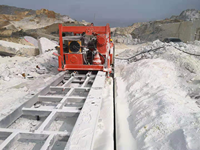 Scie à chaîne en marbre Machine de découpe de pierre Profondeur de coupe maximale de 7.5m pour la fabrication de construction et la carrière de granit
