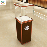 2024 vente d'usine 10mm Super blanc verre trempé musée Table affichage Boutique armoire vitrine pour magasin de détail utilisation salle d'exposition