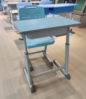 Cómodas mesas y sillas azules de plástico de un solo asiento para niños, juego de escritorio y sillas de entrenamiento para estudiantes de escuela
