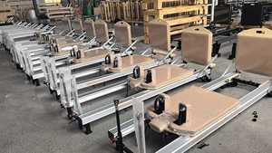 เครื่องผลิตเตียงสำหรับฟิตเนสสตูดิโอพิลาทีสเครื่องทำจากอลูมิเนียมสีดำ <span class=keywords><strong>V2</strong></span>โลโก้แบบกำหนดเอง - Product Image 6