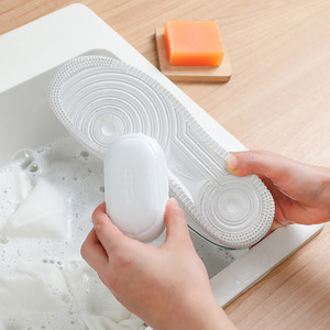 Brosse à linge à poils doux en nylon blanc, douce pour les cols des vêtements, les sous-vêtements, outil de nettoyage domestique multifonctionnel - Product Image 3