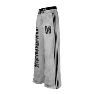 <span class=keywords><strong>Pantalones</strong></span> de chándal unisex de estilo americano urbano de otoño, desgastados, con letras vintage, de doble cintura, elegantes, de pierna curva y ancha - Product Image 3