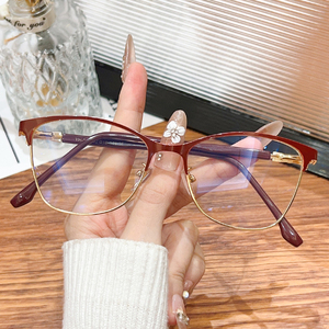 Modieuze Nieuwe Fotochromische Anti-Blauwe Lichtbril Voor Katten, Trendy Metalen Brilmonturen Voor Zowel Mannen Als Vrouwen - Product Image 5