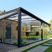 Pergola bioclimatique Oweado Veranda en aluminium et verre, toit à lames motorisées, sur mesure, jardin d'hiver, écologique, revêtement poudré