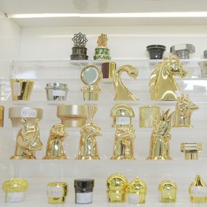 Tapa de Botella de Perfume de Aleación de Zinc de Color Personalizado, Tapón de Lujo para Perfumes, Cubierta de Botella, Tapa de Plástico FEA <span class=keywords><strong>15</strong></span> para Envases de Cosméticos - Product Image 4