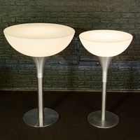 Table de bar LED 60 cm sans fil, étanche, à changement de couleur, pour pub, restaurant, taverne, 8-12h d'autonomie, KTV