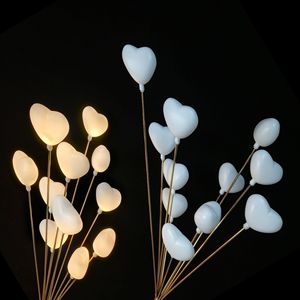 Novedad 2026: Lámpara de camino de hierro forjado con galvanoplastia, diseño de árbol del amor, romántica, con adornos en forma de corazón para bodas y decoración de burbujas para escenarios - Product Image 5