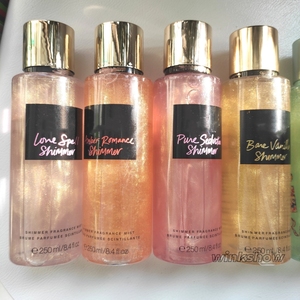 Bruma Corporal Perfumada con Aroma Floral y Frutal <span class=keywords><strong>Bare</strong></span> <span class=keywords><strong>Vanilla</strong></span> Love Spell de 250 ml, Perfume en Cofre, Spray Corporal para Mujer - Product Image 2