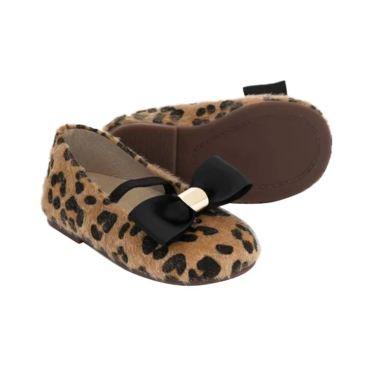 Toddler Baby Leopard Print Zapatos de lona para bebes pequenos Soft Sole Non-slip Beby Girl Dress Bebi Shoes Family Matching
