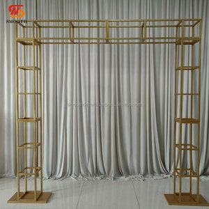 Toile de fond de conception de miroir d'or rectangulaire géométrique lisse d'acier inoxydable pour la décoration d'événement de mariage - Product Image 1