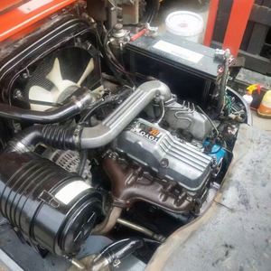 Montacargas Diésel Usado de 2.5T en Venta, Mástil de Dos Etapas, Altura de Horquilla de 3m, Neumáticos Sólidos, Bajo Consumo, Alta Eficiencia - Product Image 6