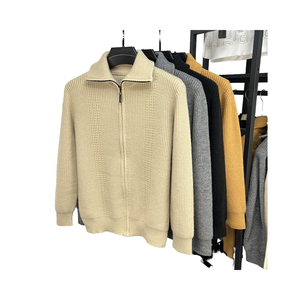 เสื้อโค้ทคาร์ดิแกนสำหรับผู้ชายผ้าขนแกะถักกันรอยยับป้องกันริ้วรอยป้องกันการหดตัวแบบกำหนดเอง - Product Image 4