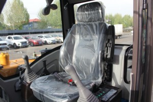 Envío Gratis para Excavadora de Orugas Taijin de 6.5 Toneladas con Motor PLC, Alta Potencia de Excavación y 1 Año de Garantía - Product Image 5